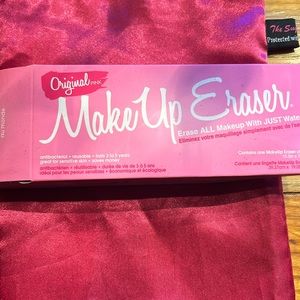 Original Pink Makeup Eraser NIB